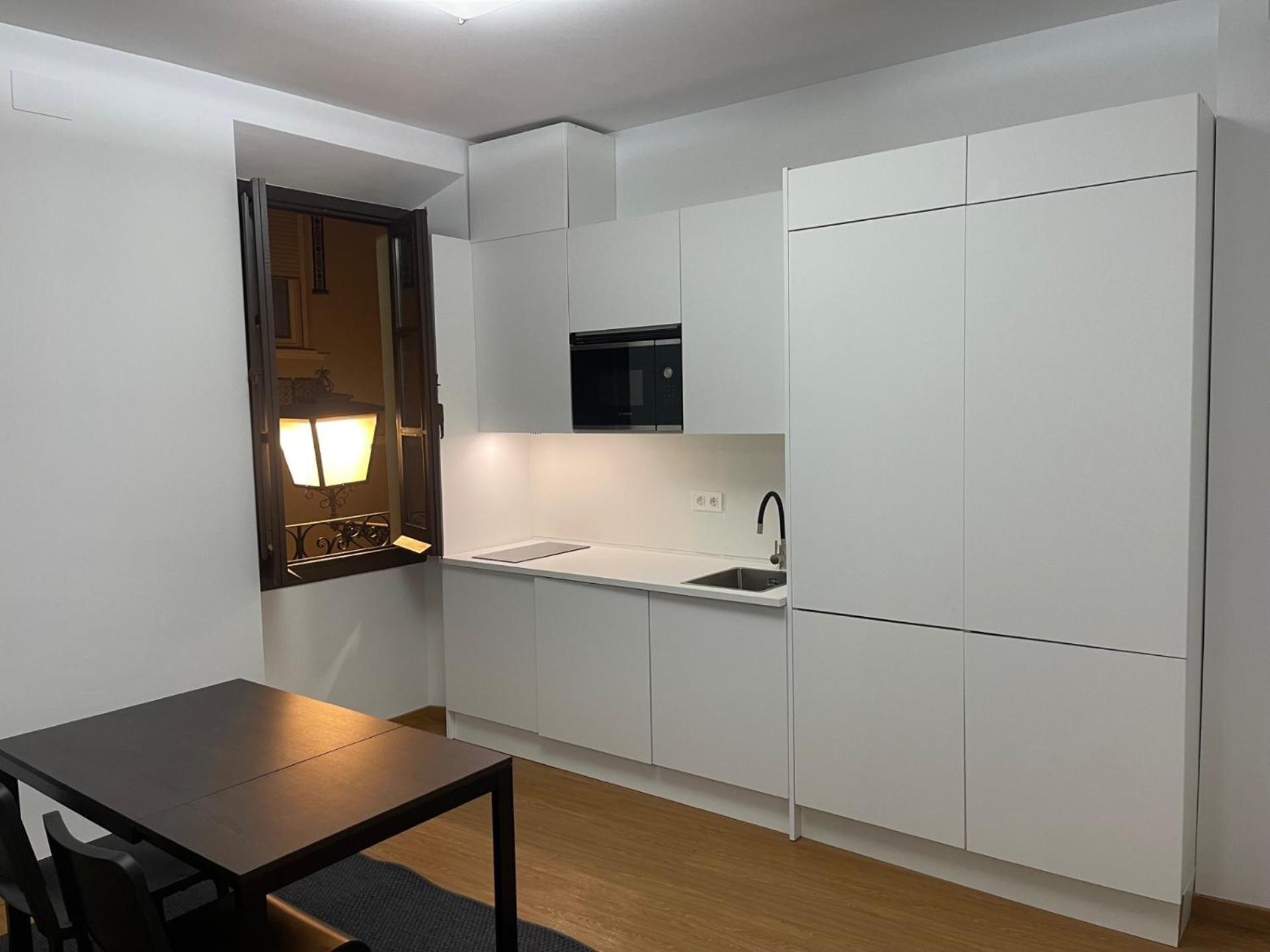 Apartamento Calle Rodrigo De Triana Con Opcion De Parking Севілья Екстер'єр фото